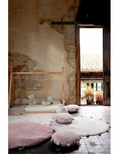Lorena Canals - Bubbly Vintage Nude... Lorena Canals - Bubbly Vintage Nude...
