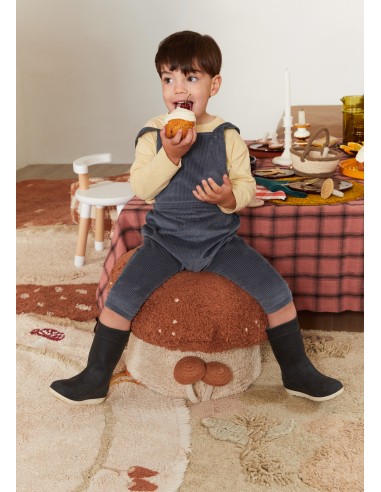 Lorena Canals - Mushroom Hunt...