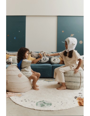 Lorena Canals - Mom! I want to be an...