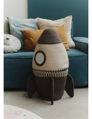 Lorena Canals - Mom! I want to be an...