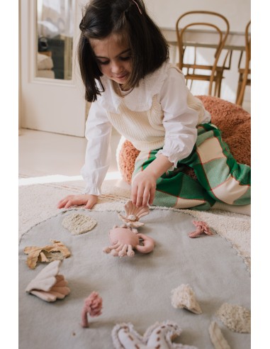 Lorena Canals - Green Toy Set Under...