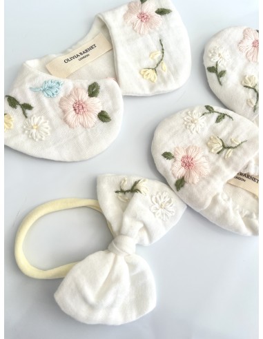 Olivia Barnet London - Spring Baby...